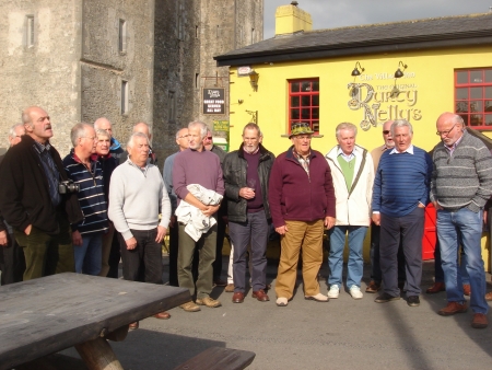 Singing outside Durty Nelly's, Banratty, Ireland